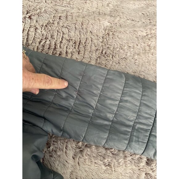 Quechua DECATHLON Women’s Blue DOWN Puffer Jacket Coat Sz S Zip Thin But Warm‎ - Picture 13 of 16